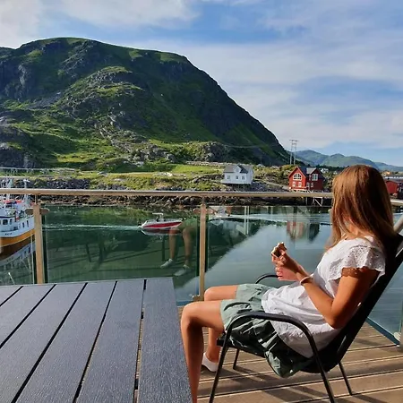 Lofoten Seaside *