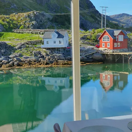 Апартаменты Lofoten Seaside *