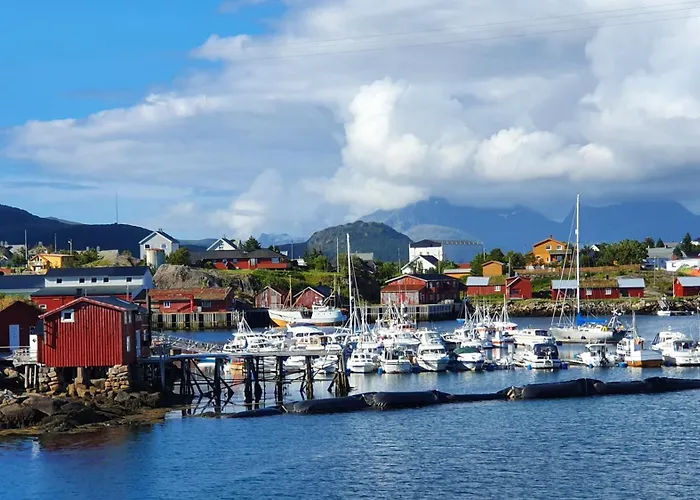 Lofoten Seaside *